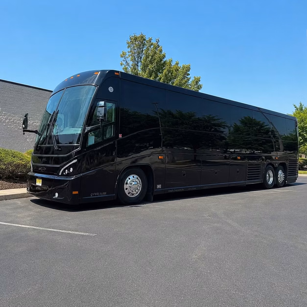 bringing military personnel to and from travis air force base and bay area installations